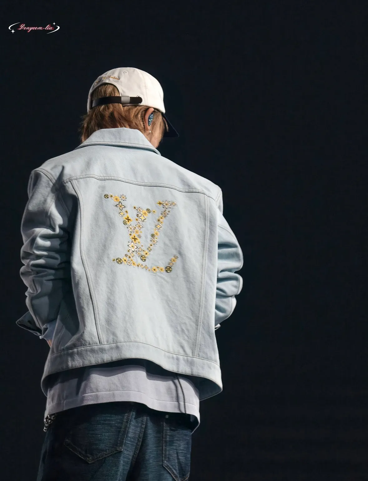 Louis Vuitton/Louis Vuitton Blooming floral embroidered denim jacket